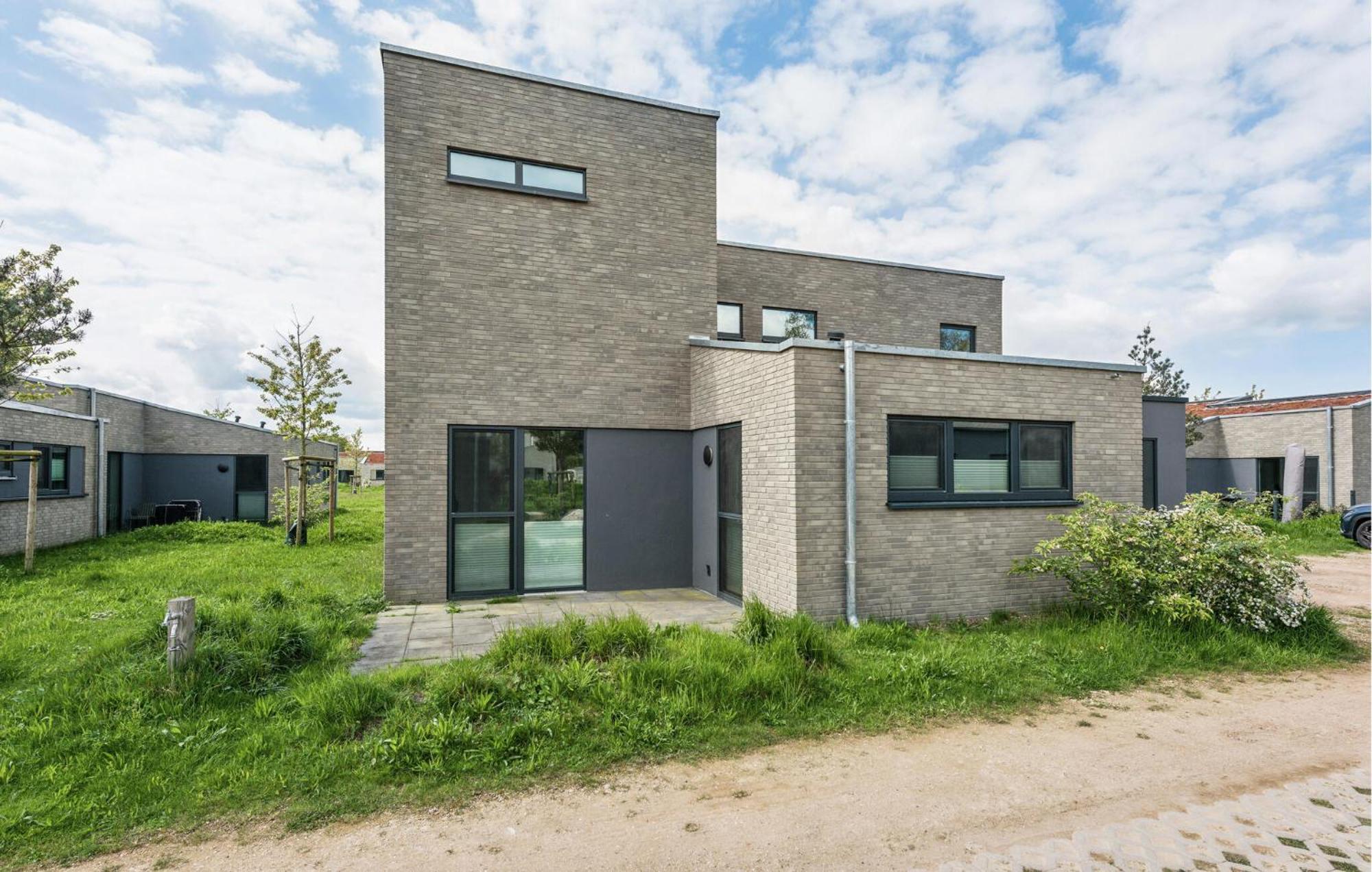 Cozy Home In Lembruch-Duemmer See With Sauna المظهر الخارجي الصورة
