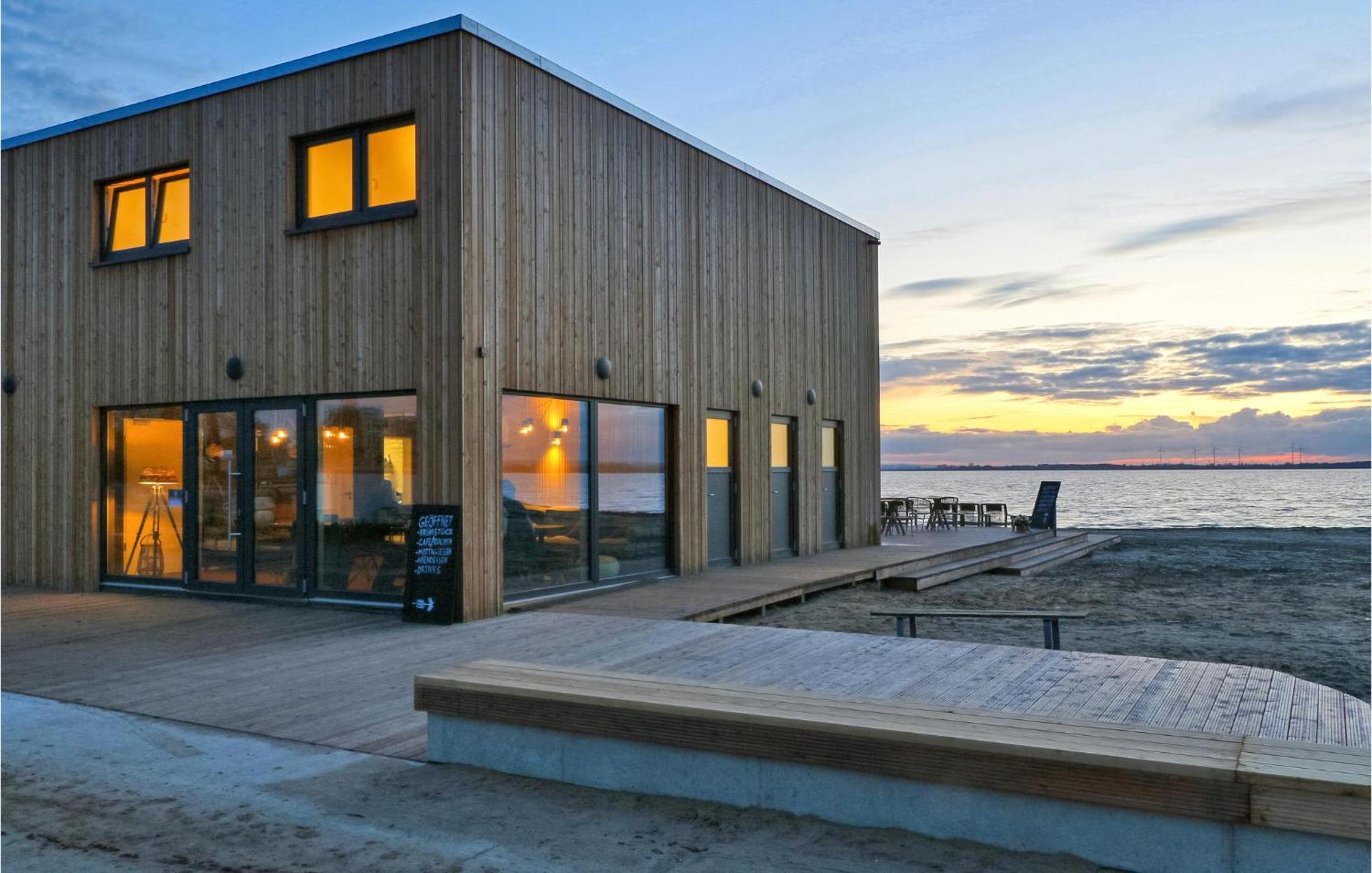 Cozy Home In Lembruch-Duemmer See With Sauna المظهر الخارجي الصورة