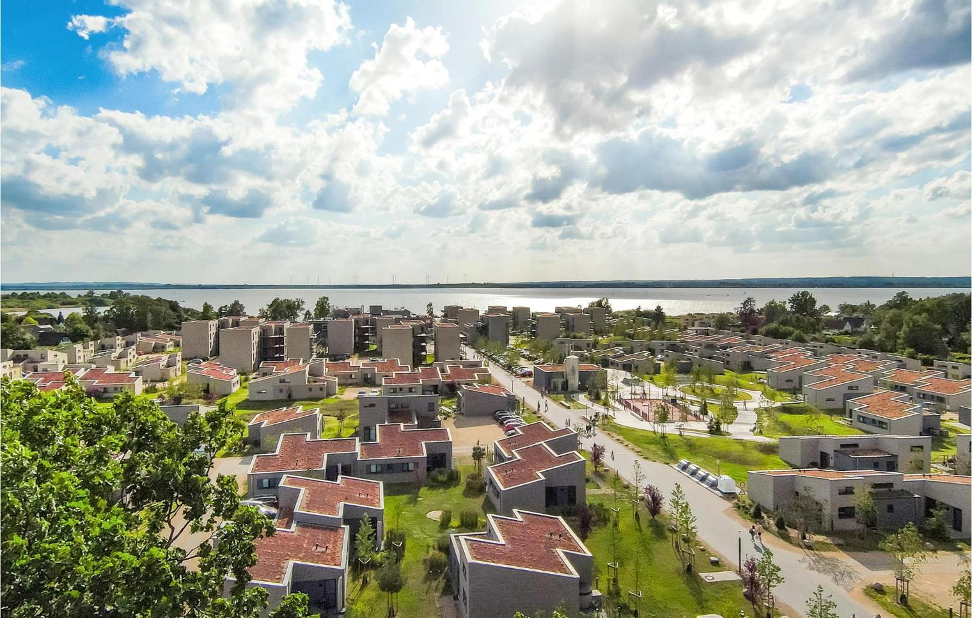 Cozy Home In Lembruch-Duemmer See With Sauna المظهر الخارجي الصورة